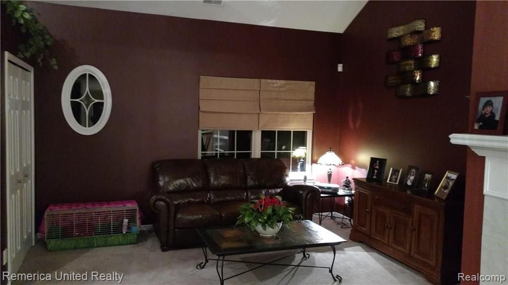 16890 Farmington Road, Unit 45 Livonia, MI 48154 - Photo 3 of 16