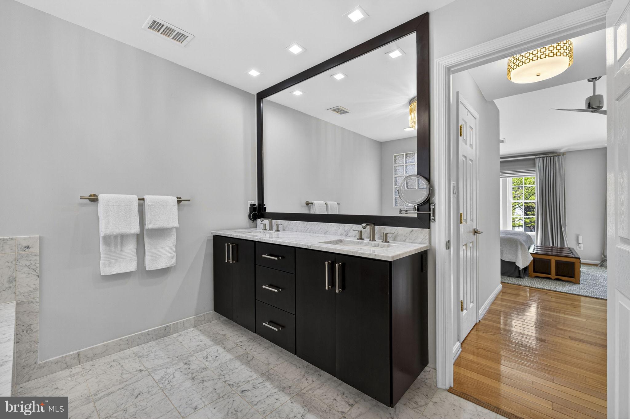 43200 Lighthouse Place Chantilly, VA 20152 - Photo 26 of 47