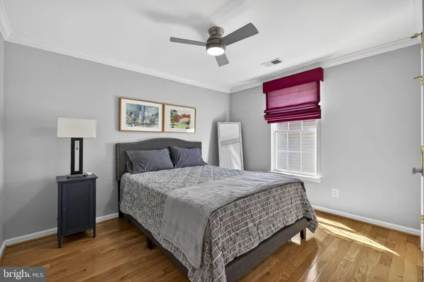 $980,000 | 43200 Lighthouse Place, Chantilly, VA 20152