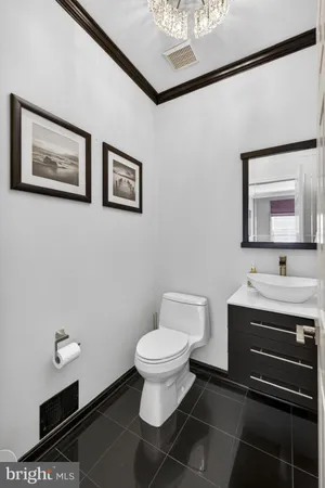 $980,000 | 43200 Lighthouse Place, Chantilly, VA 20152