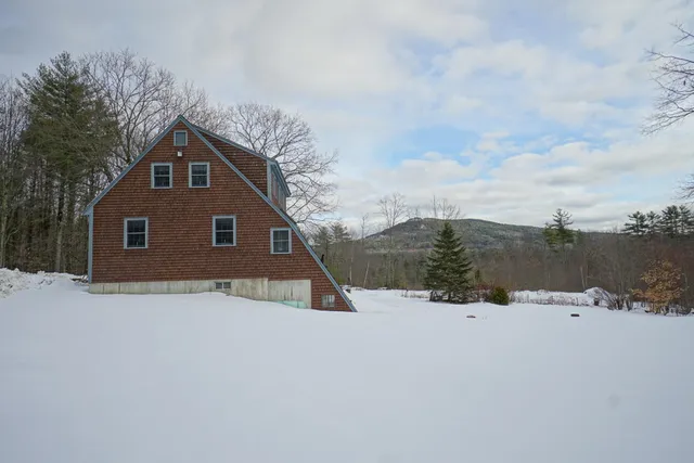 $465,000 | 185 Larkin Hill Road, Bennington, NH 03442