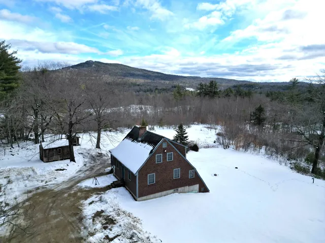 $465,000 | 185 Larkin Hill Road, Bennington, NH 03442
