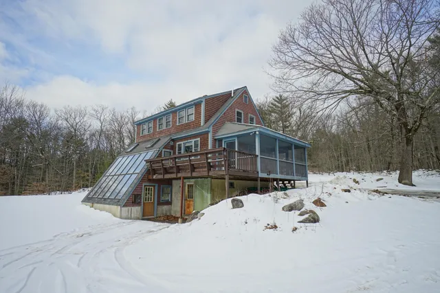 $465,000 | 185 Larkin Hill Road, Bennington, NH 03442