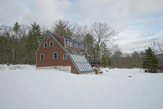 $465,000 | 185 Larkin Hill Road, Bennington, NH 03442