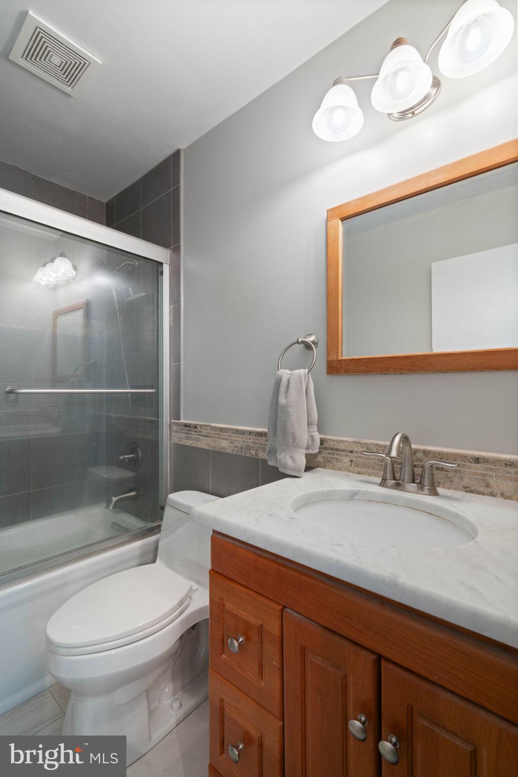 9833 Natick Road Burke, VA 22015 - Photo 28 of 50