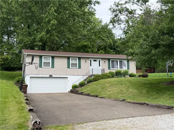 $249,900 | 6296 Redbird Terrace, Clinton, OH 44216
