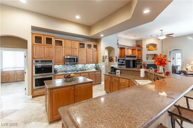 $1,225,000 | 1119 Pinto Horse Avenue, Henderson, NV 89052