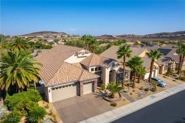 $1,225,000 | 1119 Pinto Horse Avenue, Henderson, NV 89052