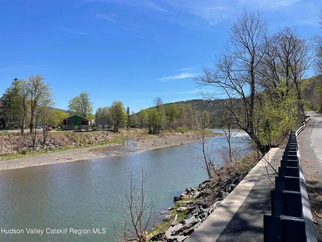 $199,000 | 167 Harry Peckham Road, Unit 167 HARRY PECKHAM, Prattsville, NY 12468