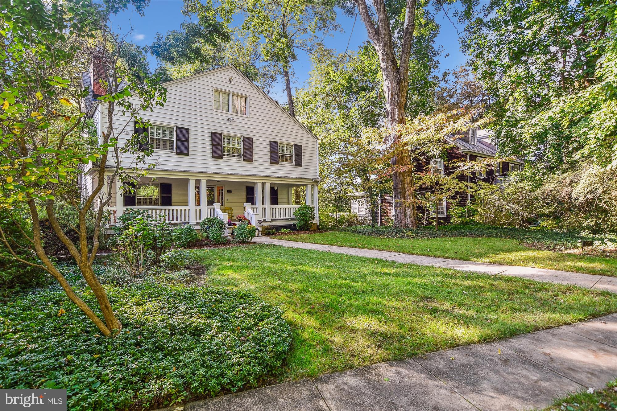 208 Edgevale Road Baltimore, MD 21210 - Photo 3 of 69 a front view of a house with a yard