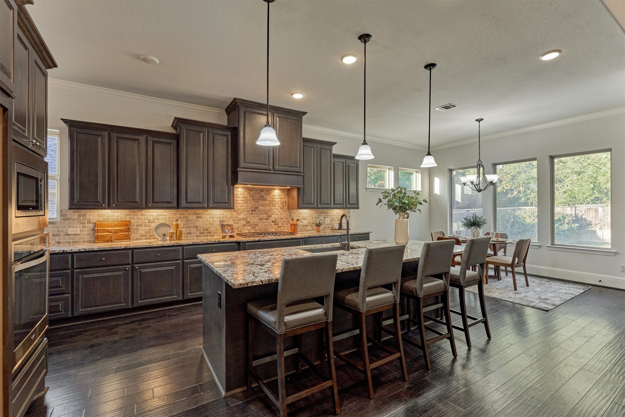 414 Mill Creek Road Pinehurst, TX 77362 - Photo 4 of 43 Kitchen