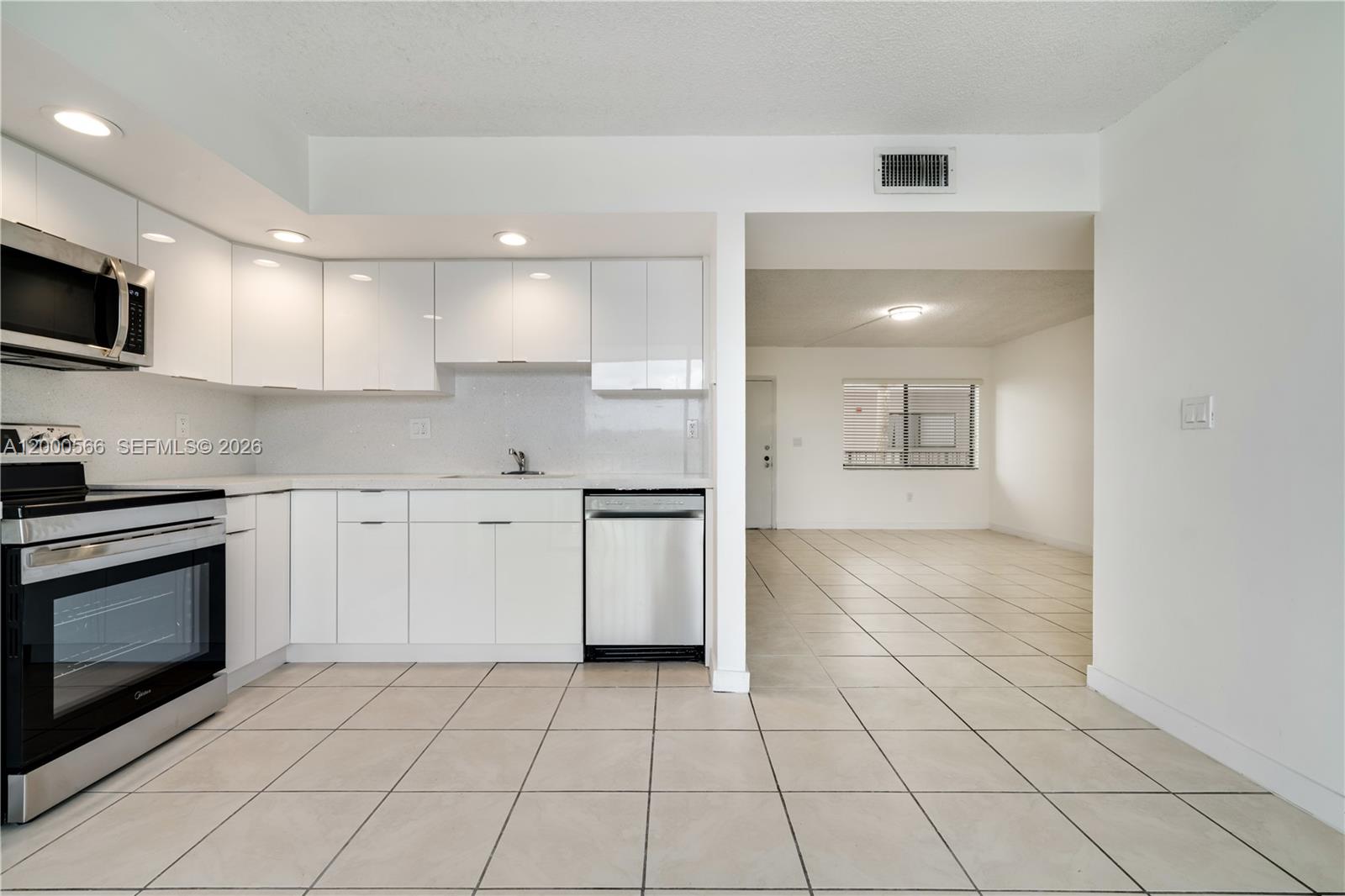 8520 Southwest 133rd Avenue Road, Unit 323 Miami, FL 33183 - Photo 14 of 39