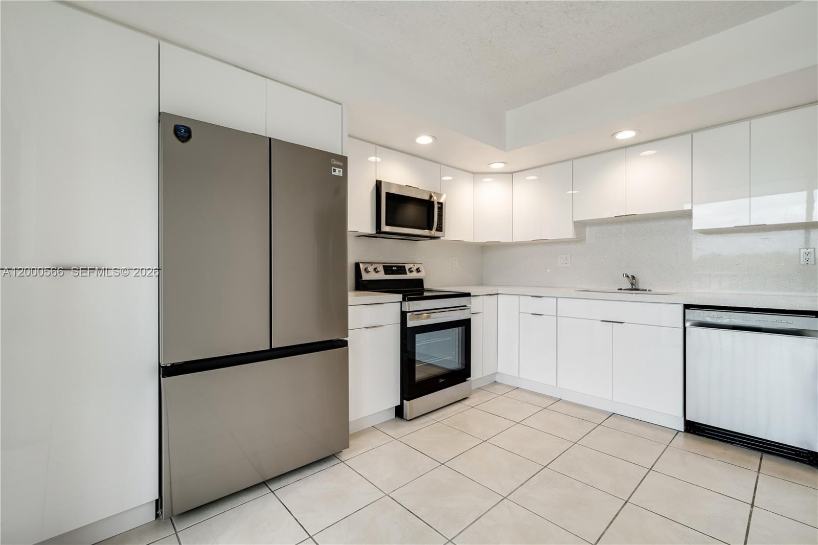 8520 Southwest 133rd Avenue Road, Unit 323 Miami, FL 33183 - Photo 15 of 39