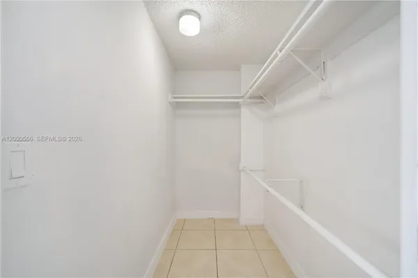 $2,450 | 8520 Southwest 133rd Avenue Road, Unit 323, Miami, FL 33183