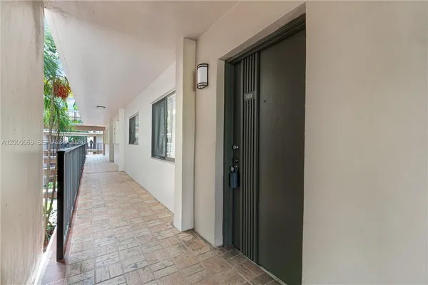 $2,450 | 8520 Southwest 133rd Avenue Road, Unit 323, Miami, FL 33183
