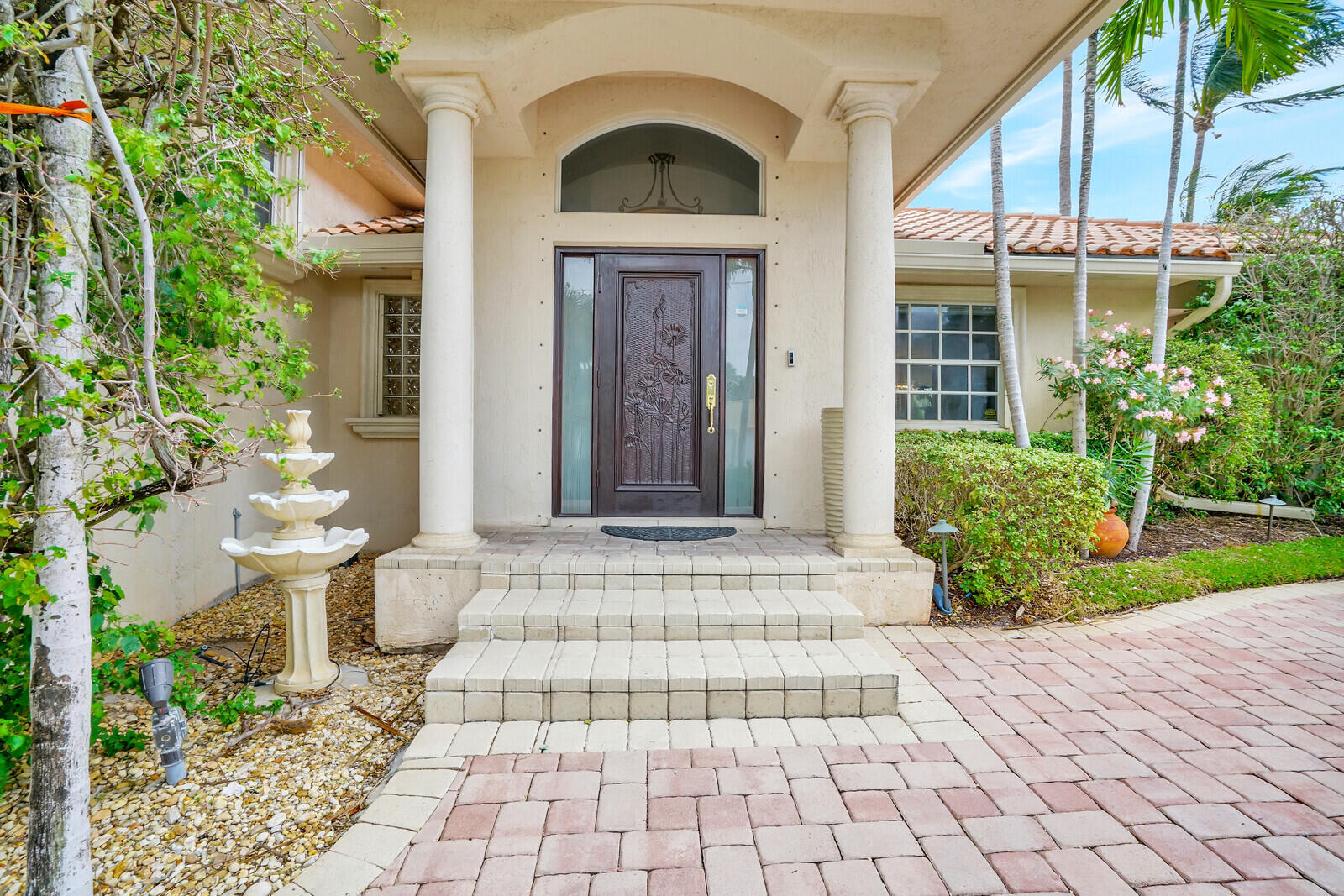290 East Fern Drive Boca Raton, FL 33432 - Photo 4 of 51 Front Door