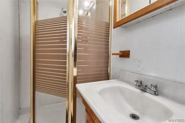 $74,900 | 359 East Sterling Avenue, Evans, NY 14006