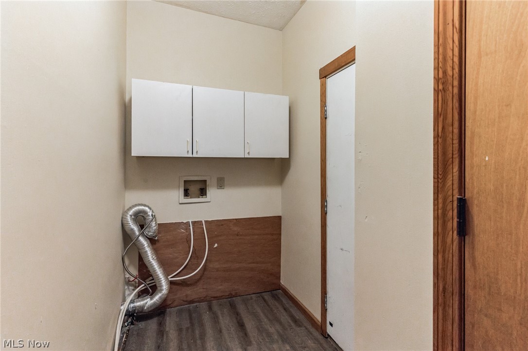 4248 Laurel Road Lorain, OH 44055 - Photo 18 of 23