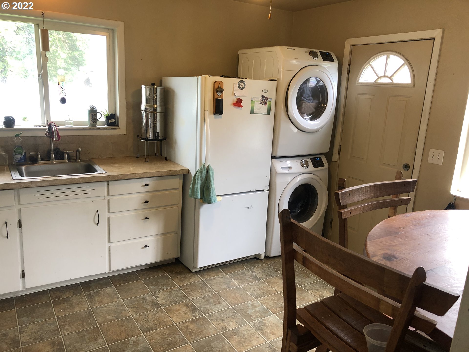 2796 J Street Springfield, OR 97477 - Photo 8 of 18 a kitchen with a refrigerator and a stove