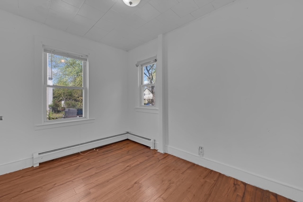 88 Tyler Street Springfield, MA 01109 - Photo 8 of 16 Gallery Image 8