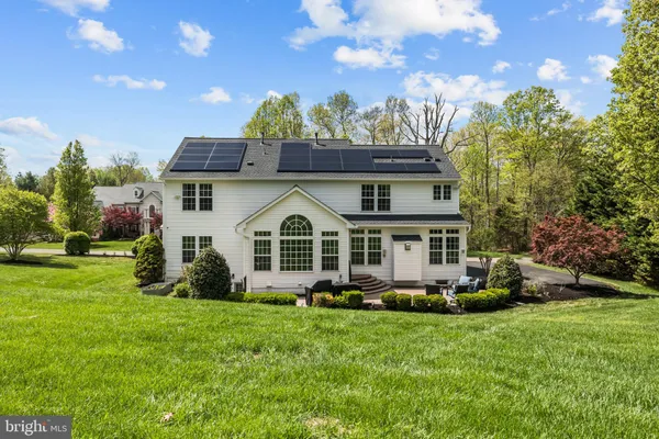$1,099,000 | 6909 Tanglewood Drive, Warrenton, VA 20187