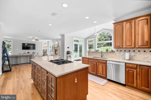 $1,099,000 | 6909 Tanglewood Drive, Warrenton, VA 20187