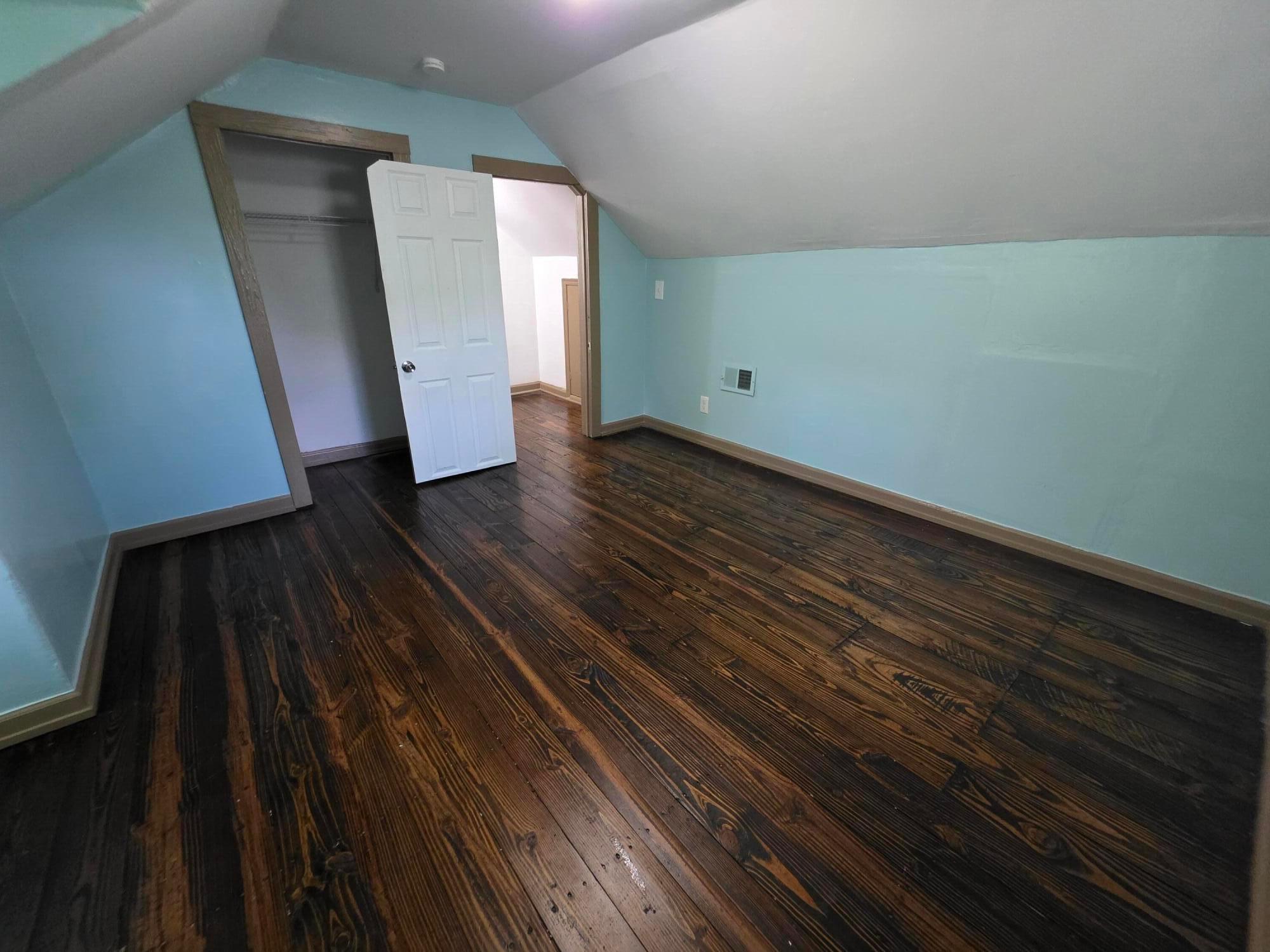 1597 Koebel Road Columbus, OH 43207 - Photo 23 of 32