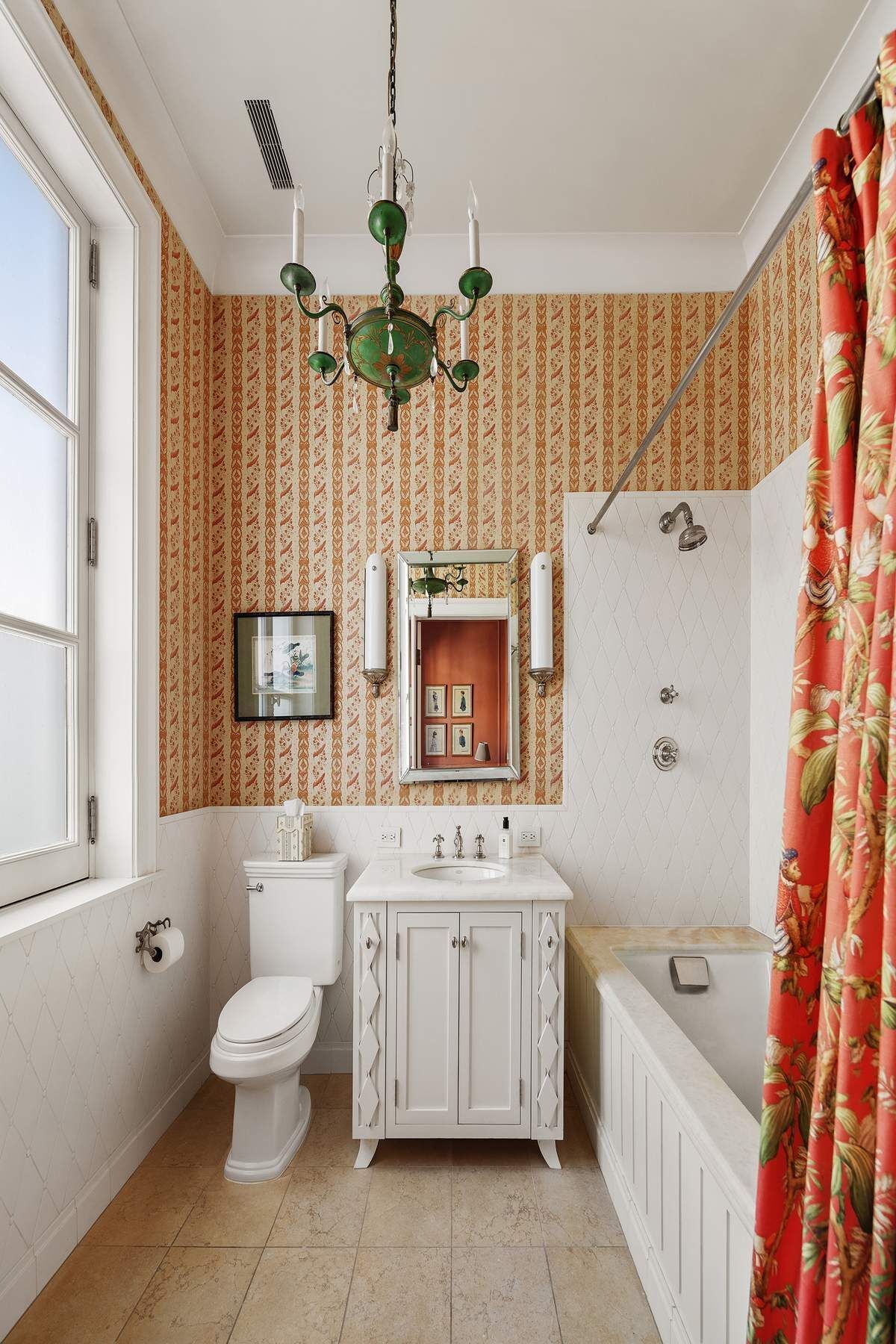 123 East 73rd Street Manhattan, NY 10021 - Photo 8 of 24 a bathroom with a sink toilet and shower