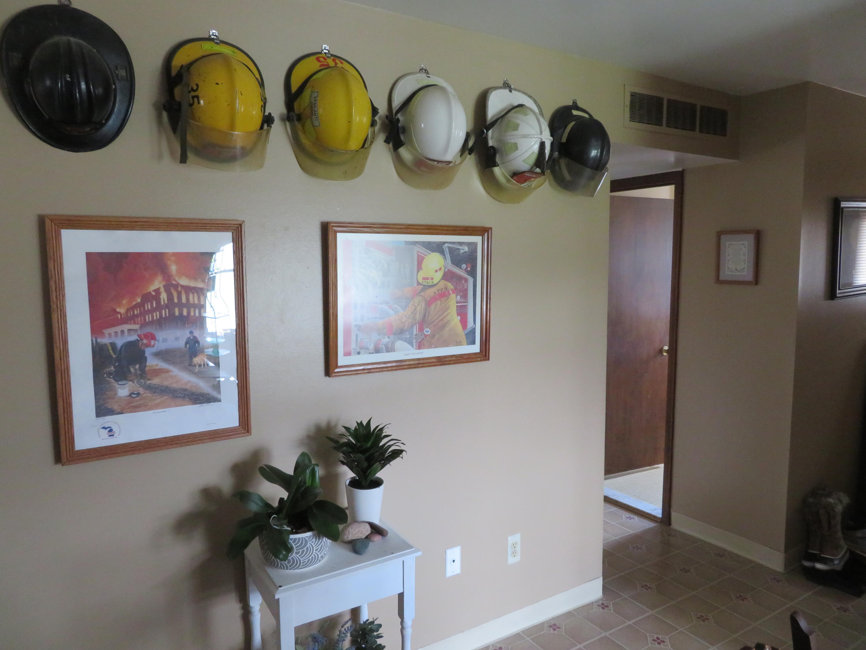 5255 Textile Road Ypsilanti, MI 48197 - Photo 37 of 42 IMG_0245