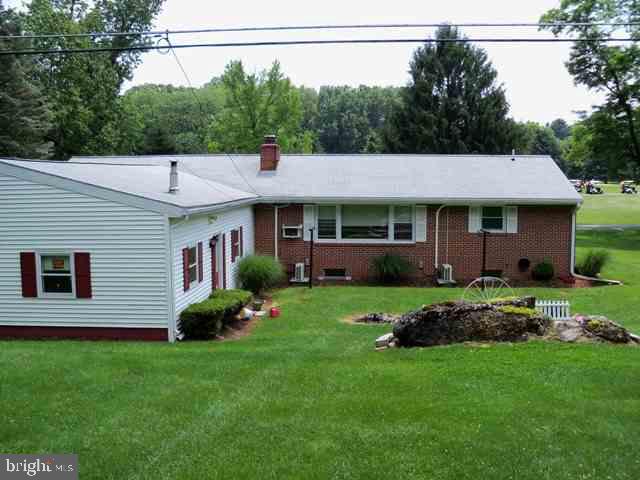 697 Barnstable Road Carlisle, PA 17015 - Photo 7 of 11 Gallery Image 7