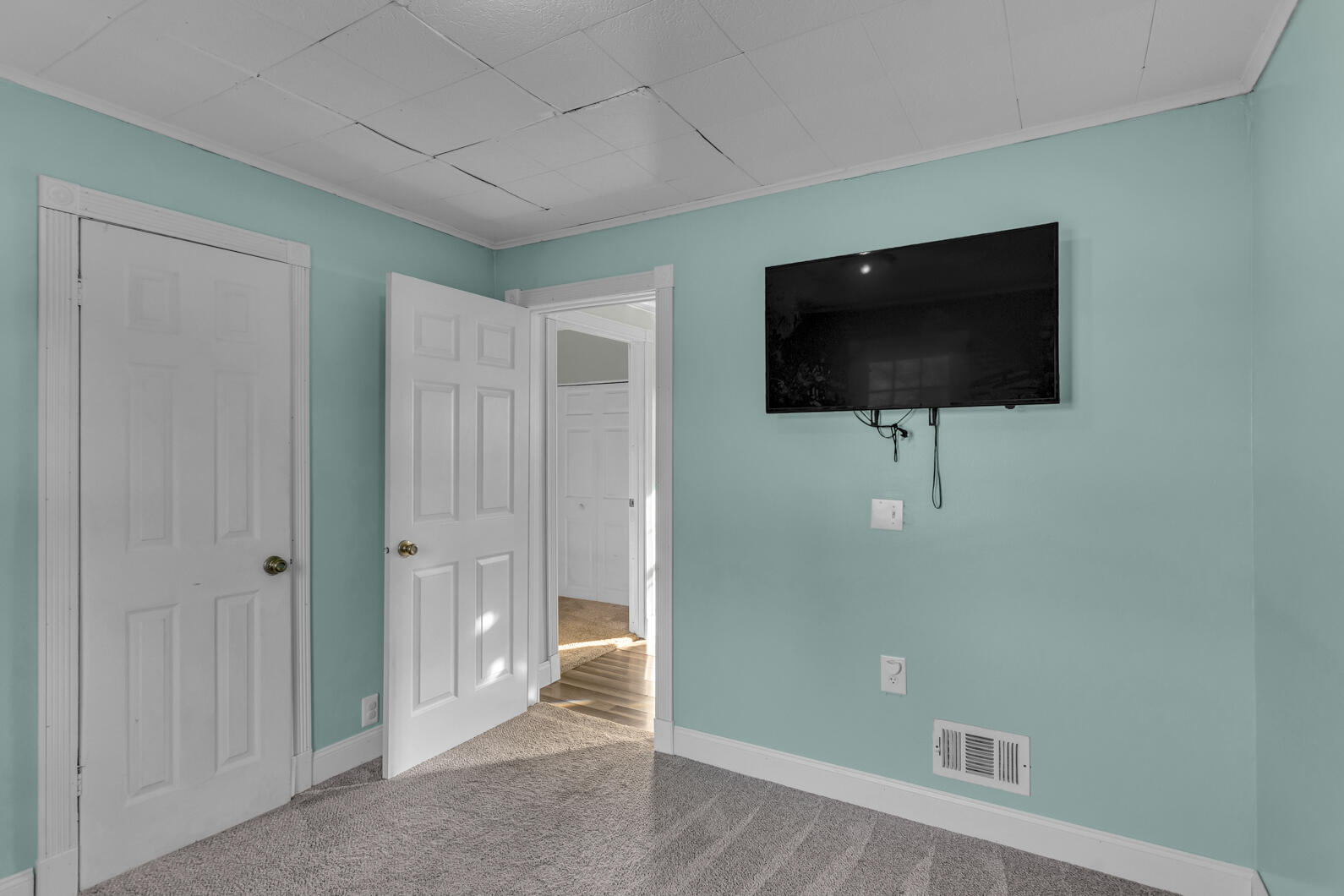 8460 King Road Parma, MI 49269 - Photo 20 of 35 0N0A7690