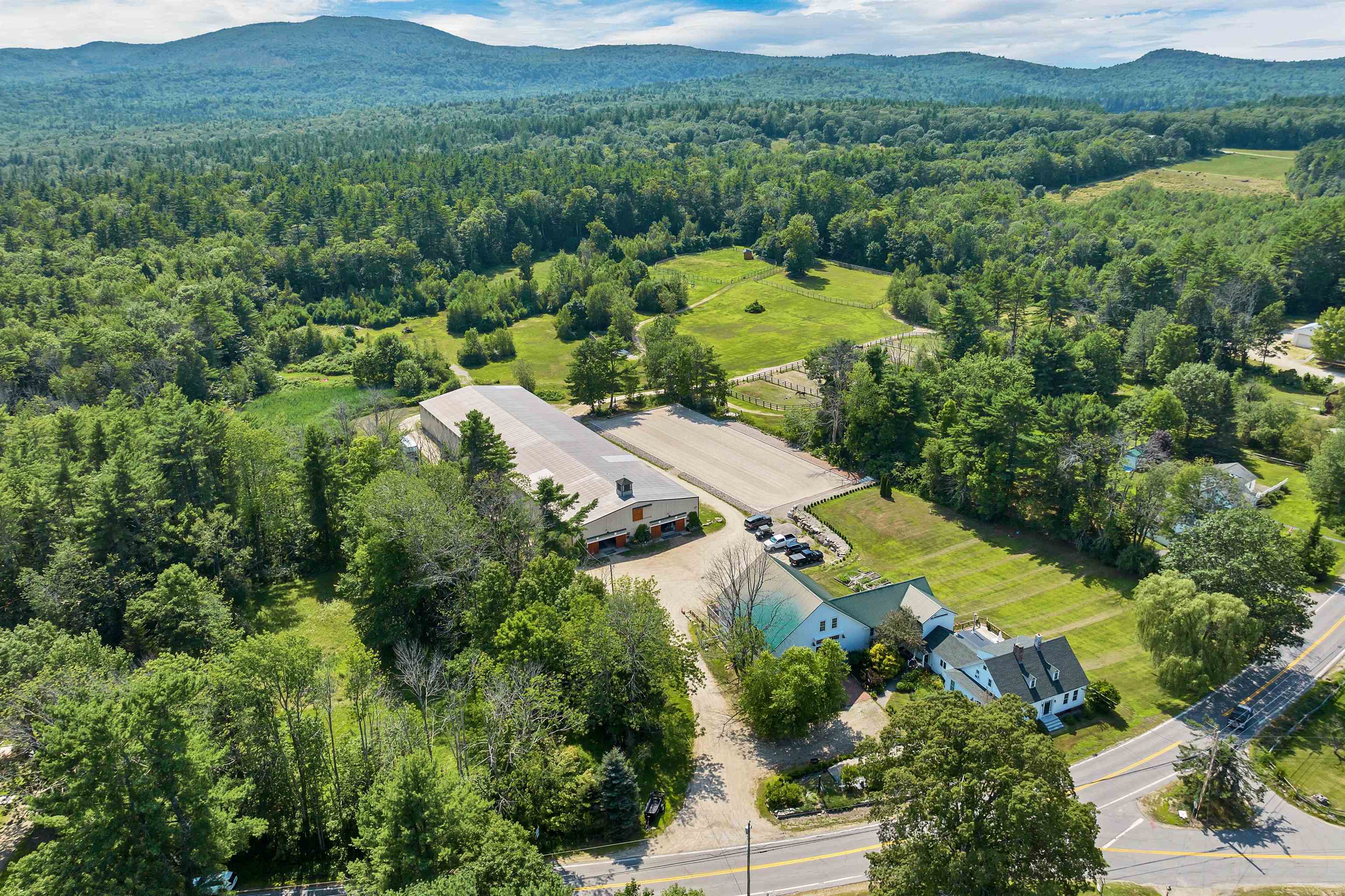 251 Wentworth Road Brookfield, NH 03872 - Photo 2 of 60