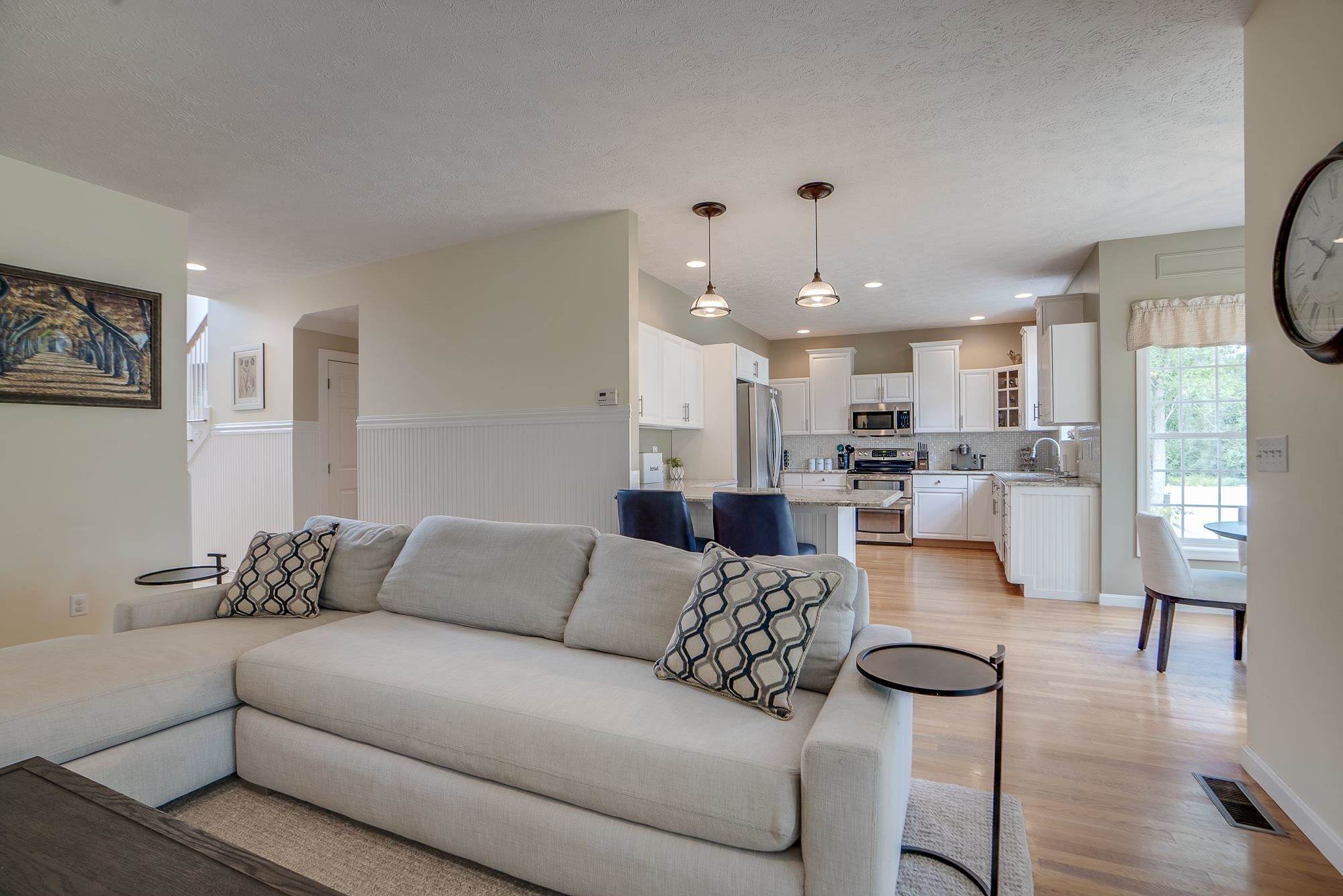 17 Sentry Road Bedford, NH 03110 - Photo 11 of 36