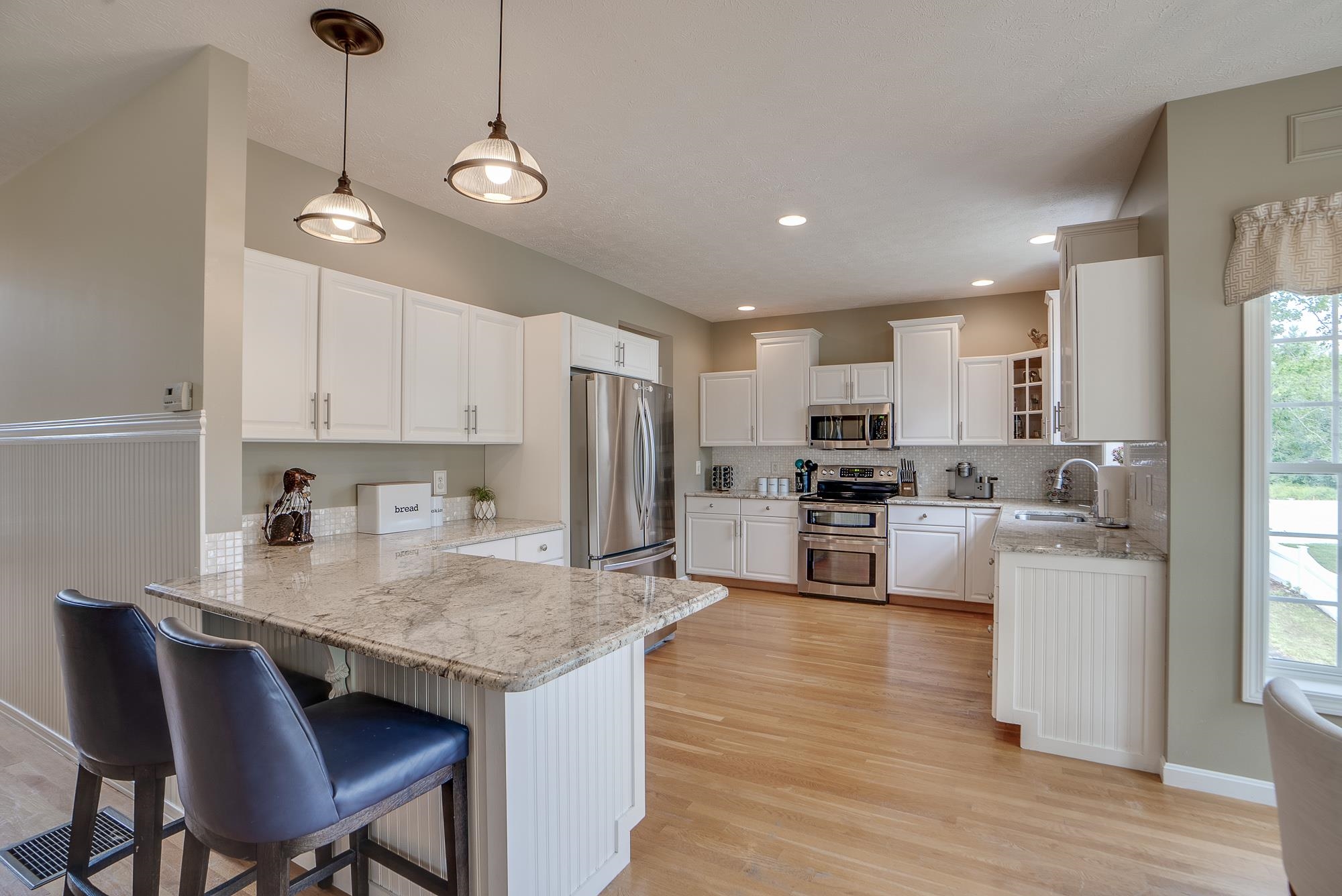 17 Sentry Road Bedford, NH 03110 - Photo 12 of 36