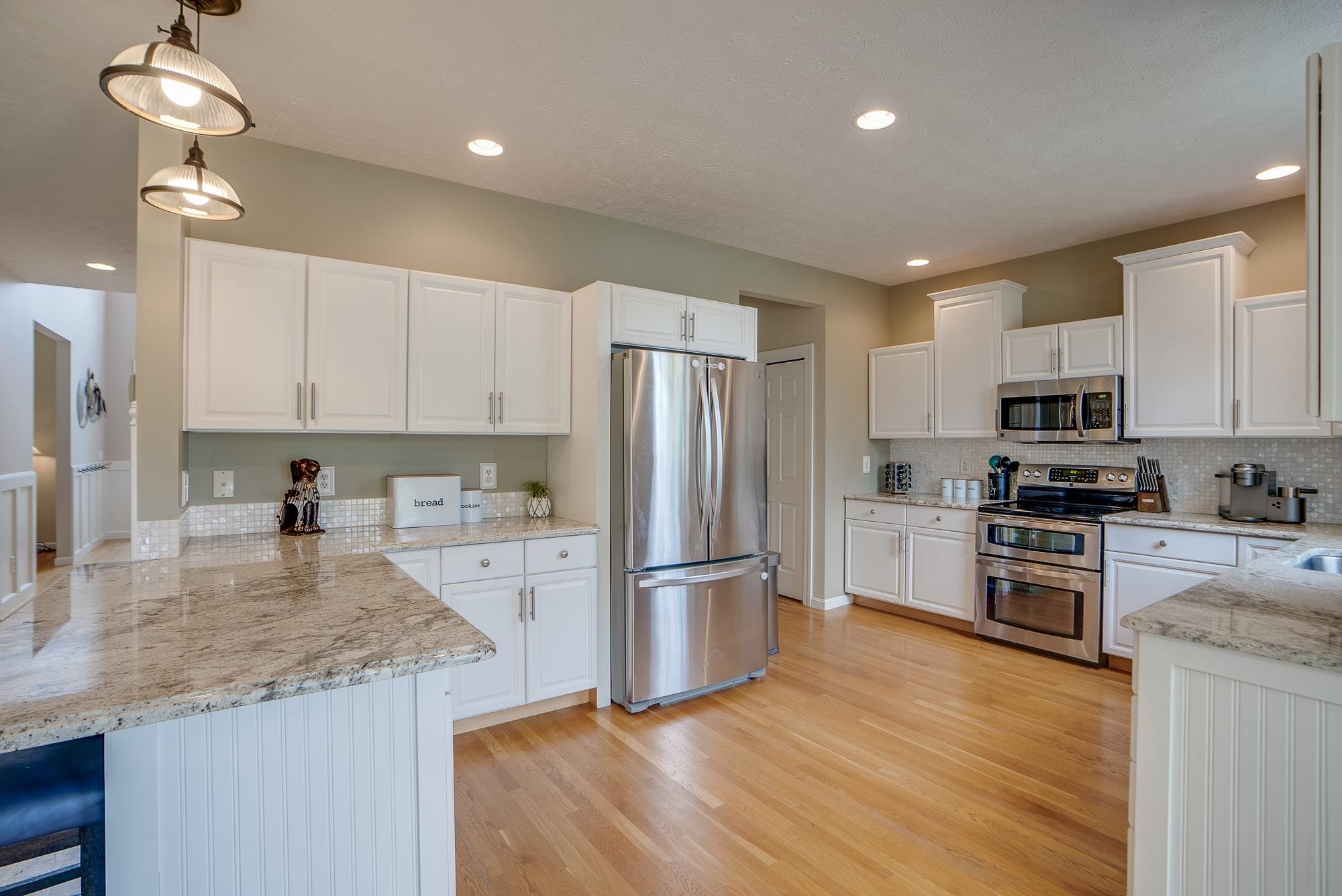 17 Sentry Road Bedford, NH 03110 - Photo 13 of 36