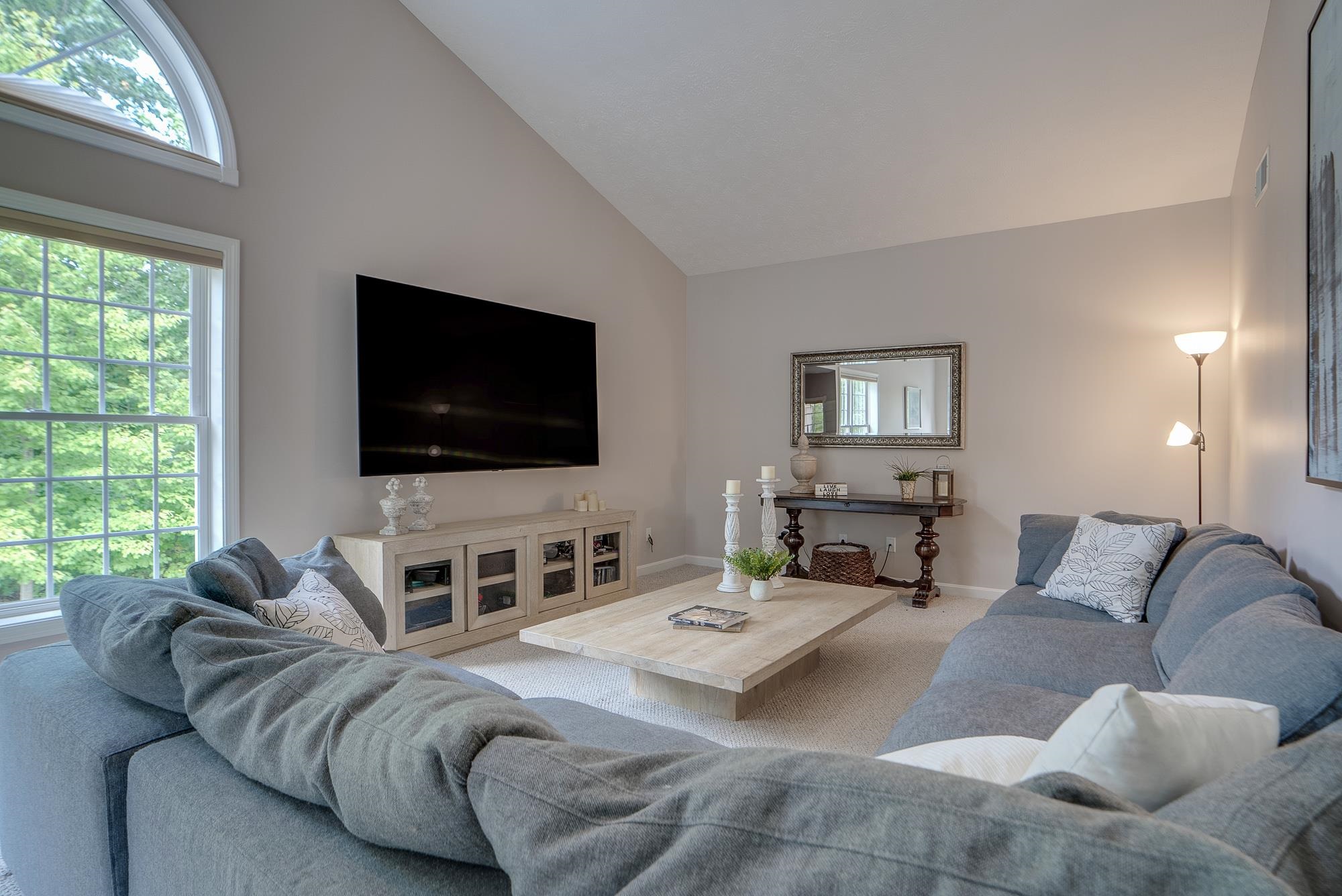 17 Sentry Road Bedford, NH 03110 - Photo 19 of 36