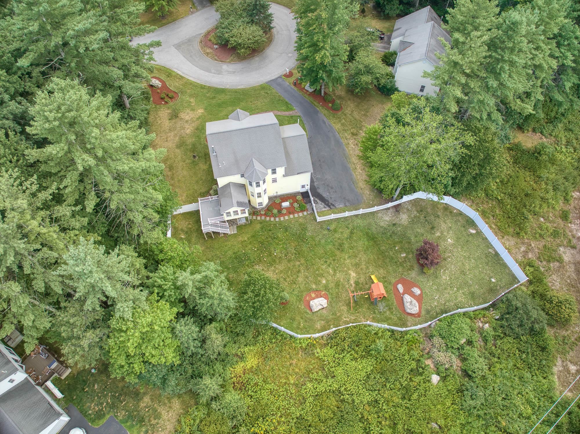 17 Sentry Road Bedford, NH 03110 - Photo 2 of 36