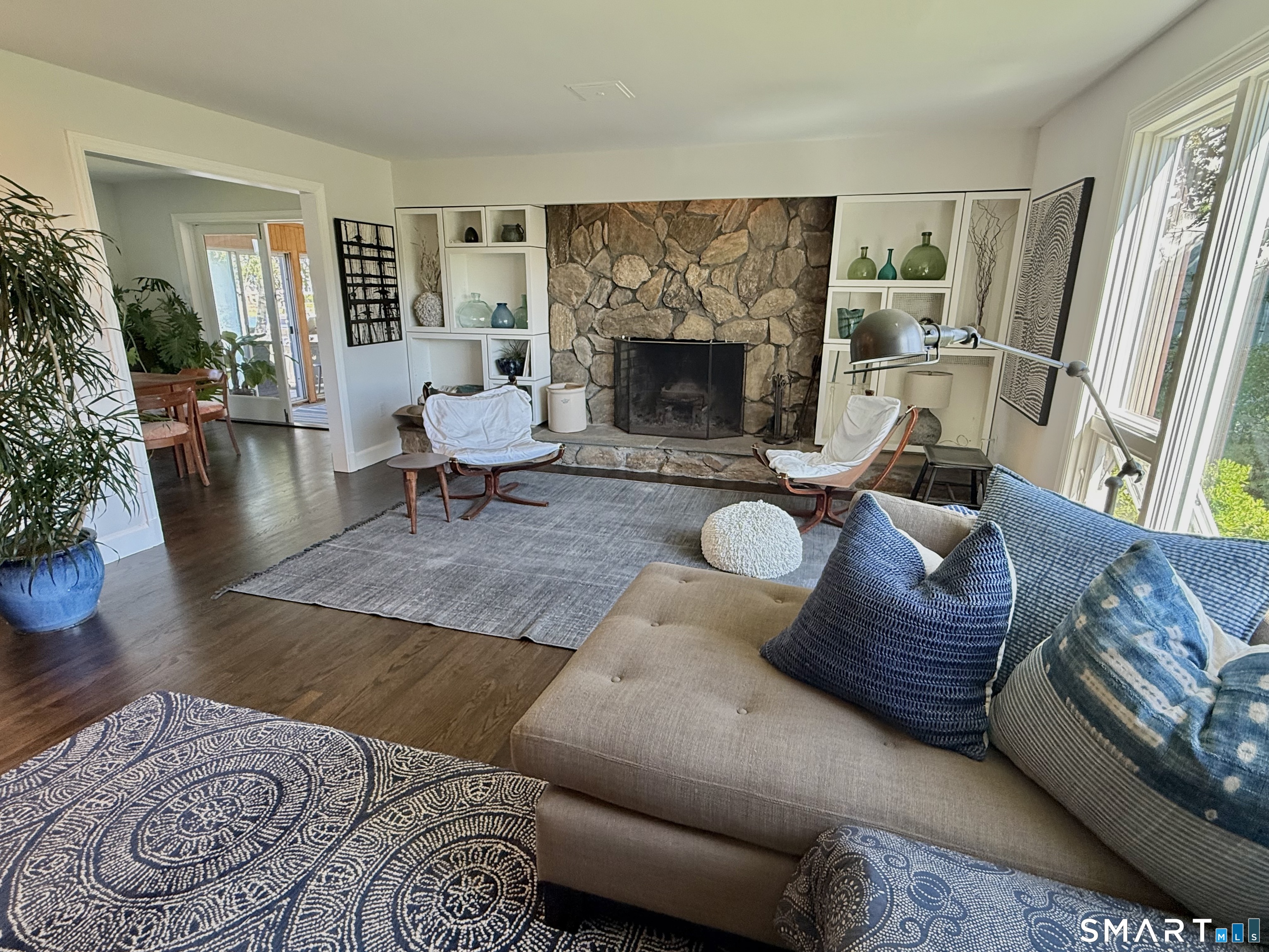 28 Surf Road Westport, CT 06880 - Photo 2 of 27