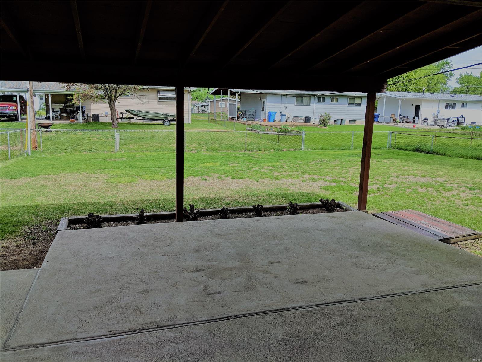 2305 Patterson Road Florissant, MO 63031 - Photo 14 of 18 Gallery Image 14