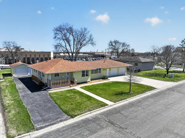 $269,900 | 817 East Street, Sauk Centre, MN 56378