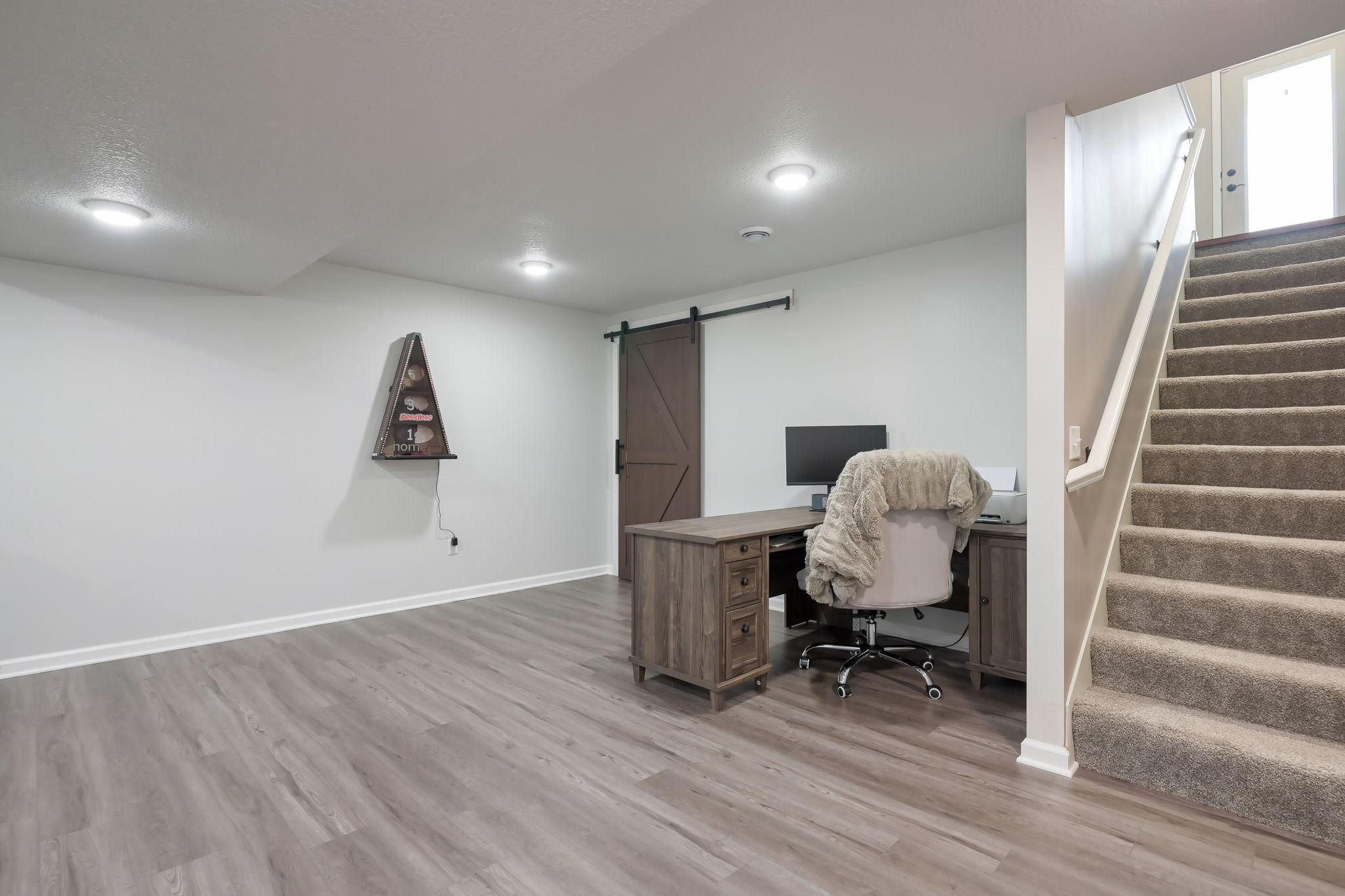 1003 Farrell Street South Maplewood, MN 55119 - Photo 22 of 40 Gallery Image 22