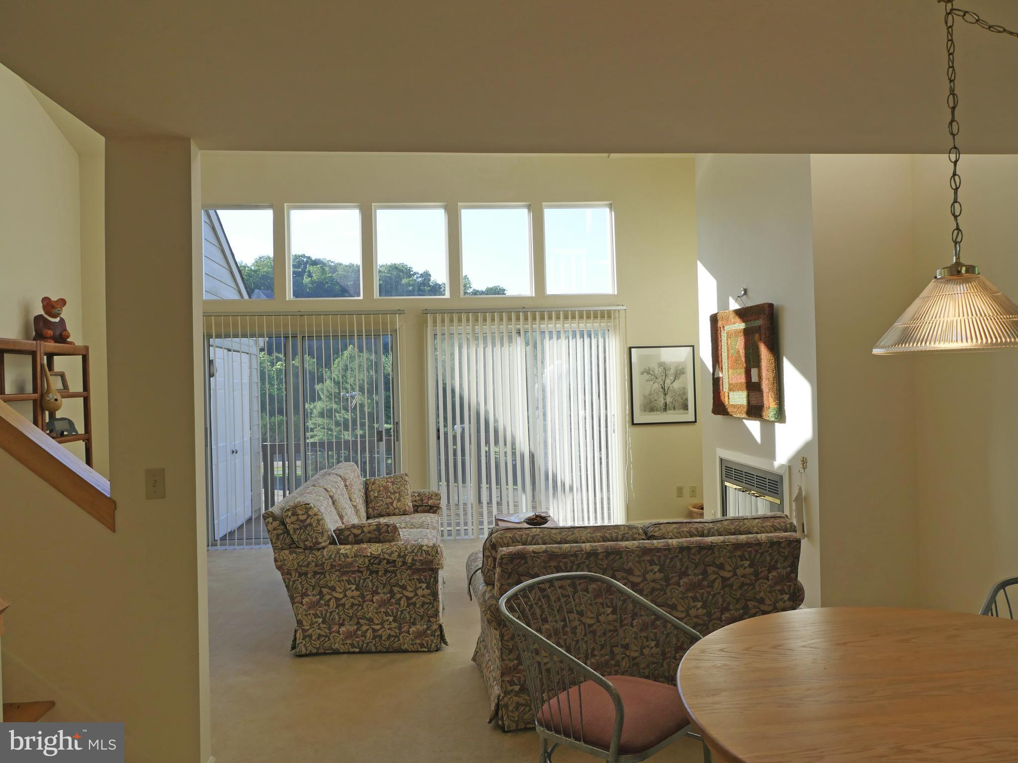22 Ridge Court Basye, VA 22842 - Photo 9 of 30 Living Room as viewed from the Kitchen