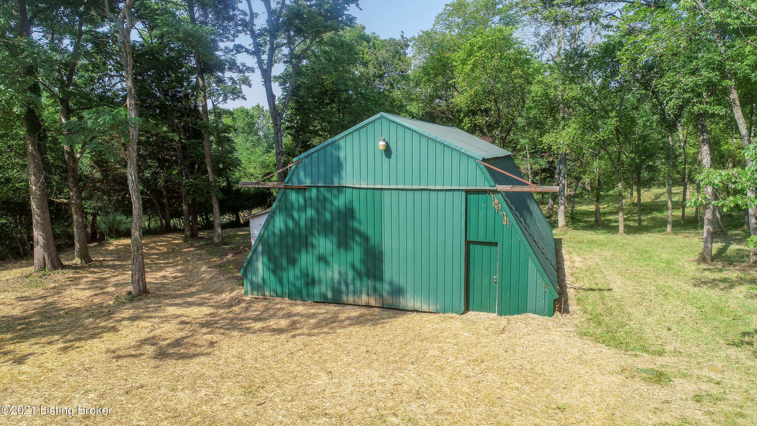 4670 Hopewell Road Louisville, KY 40299 - Photo 25 of 33 4670 Hopewell Rd L-35