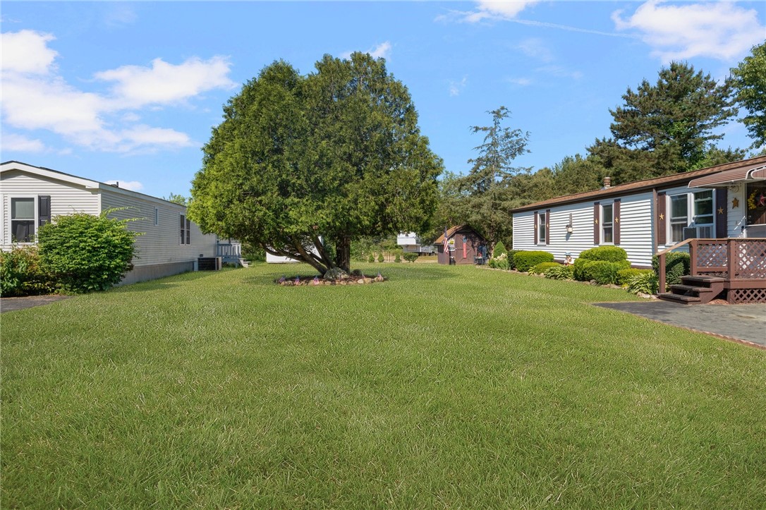 71 Wright Way Coventry, RI 02816 - Photo 7 of 25 Gallery Image 7