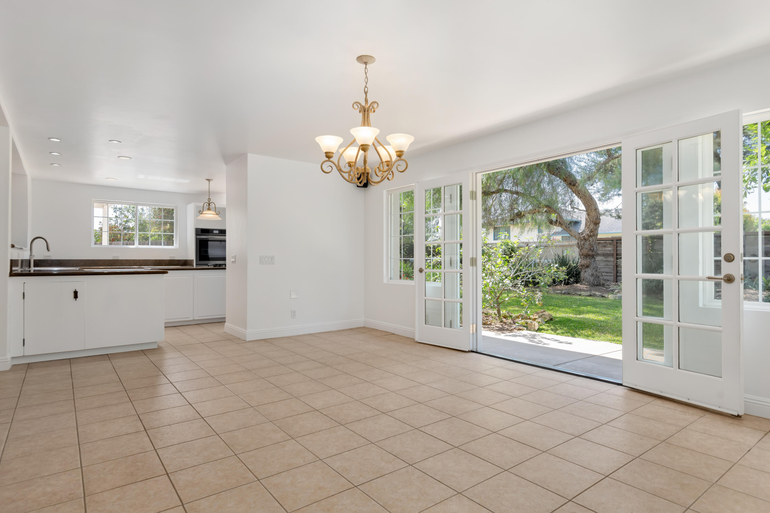 5871 Cathedral Oaks Road Goleta, CA 93117 - Photo 17 of 58 17-Dining