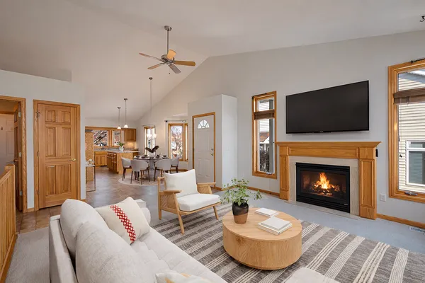 $414,900 | 14313 Savanna Oaks Drive, Savage, MN 55378