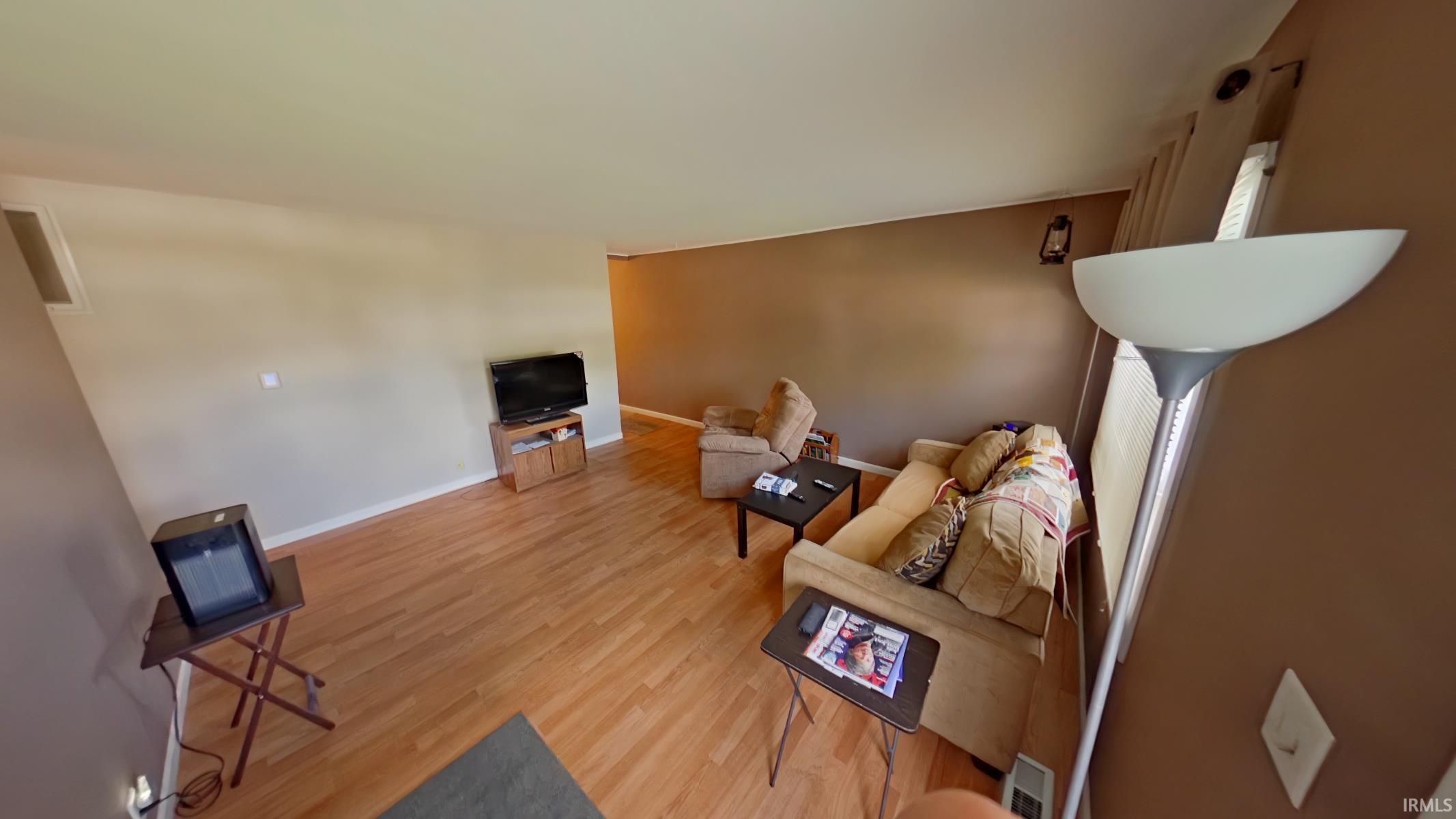 4411 York Road South Bend, IN 46614 - Photo 6 of 19 Gallery Image 6