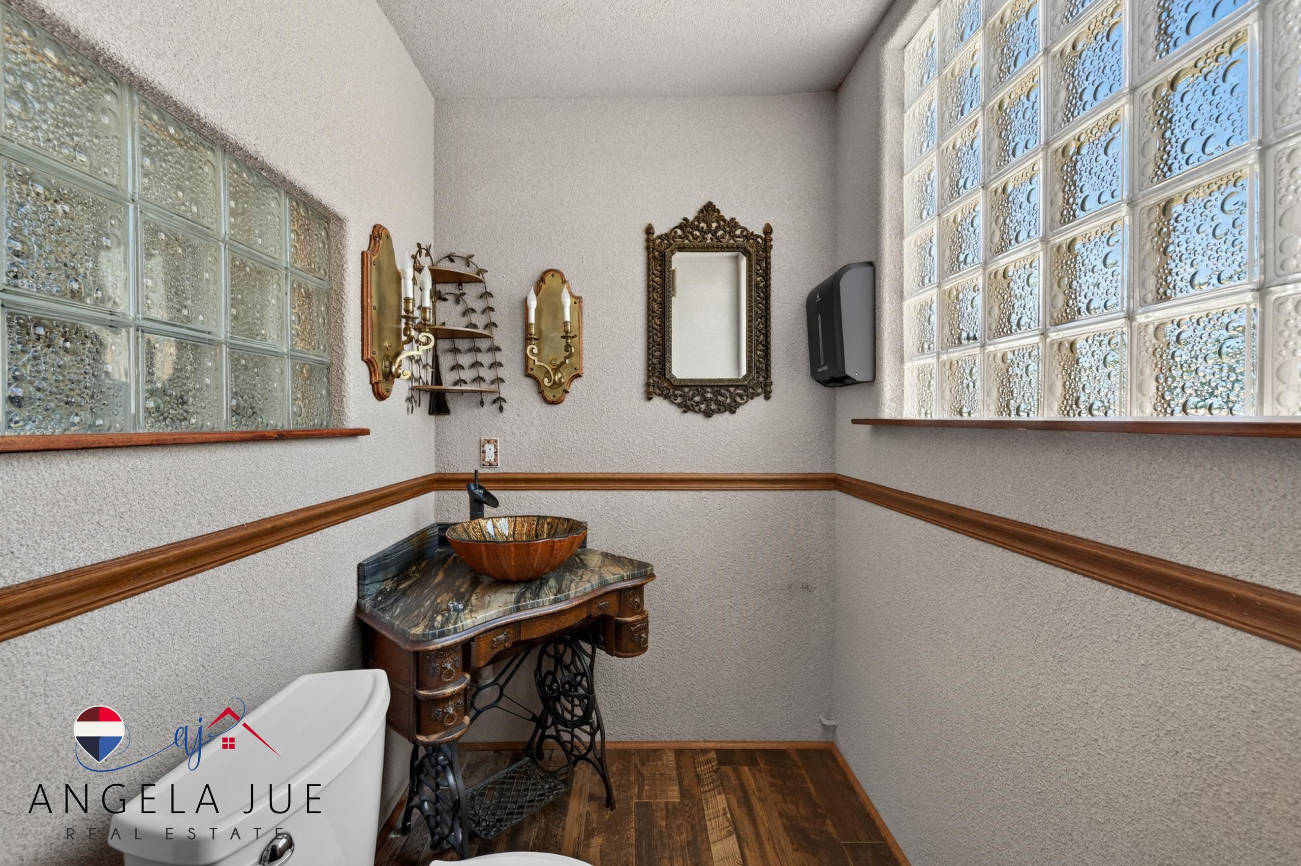 1042 South David Street Casper, WY 82601 - Photo 35 of 50