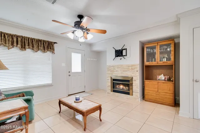 $172,500 | 209 Long Plantation Boulevard, Unit A, Lafayette, LA 70508