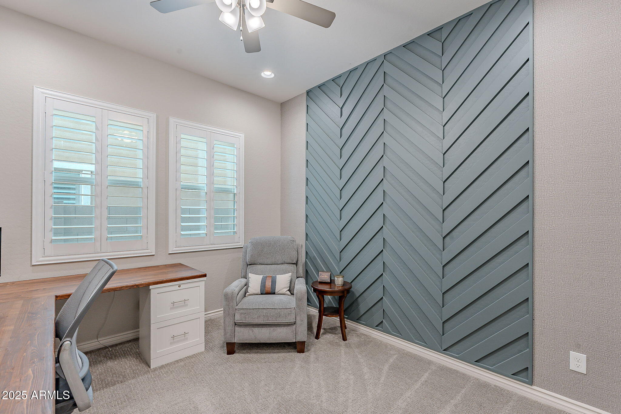 22900 East Reins Road Queen Creek, AZ 85142 - Photo 33 of 74 a view of a livingroom with furniture and staircase